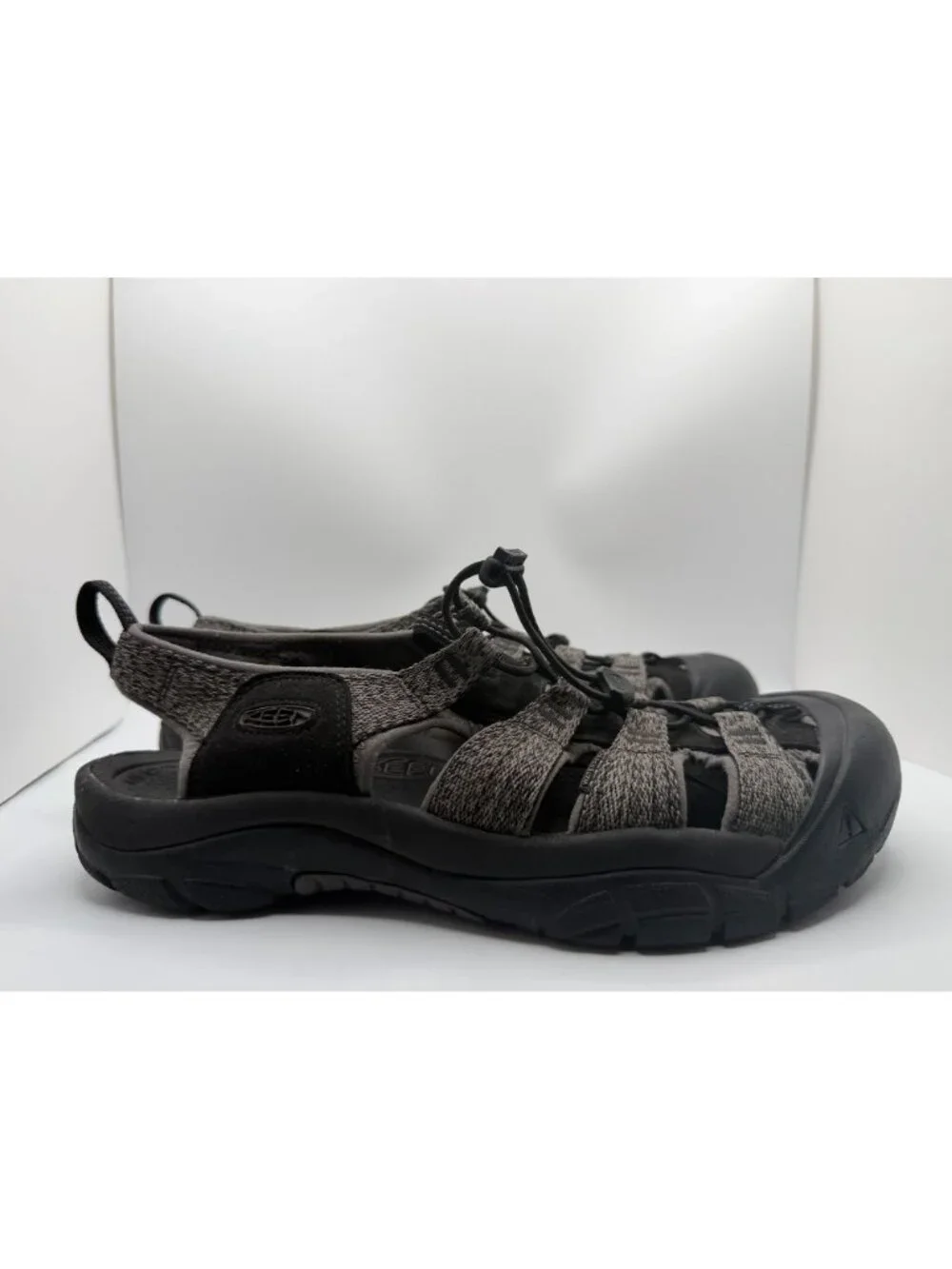 Keen Newport H2 Hiking Sandals Mens Size 12 Black/Steel Grey Water Outdoor Shoes